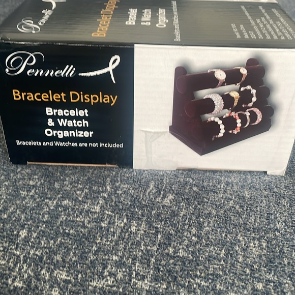 NWOT - Pennelli Bracelet and Watch Organizer. - Picture 4 of 4